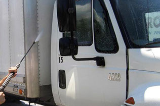 A1 Pressure Washing provides truck washing for fleet maintenance.